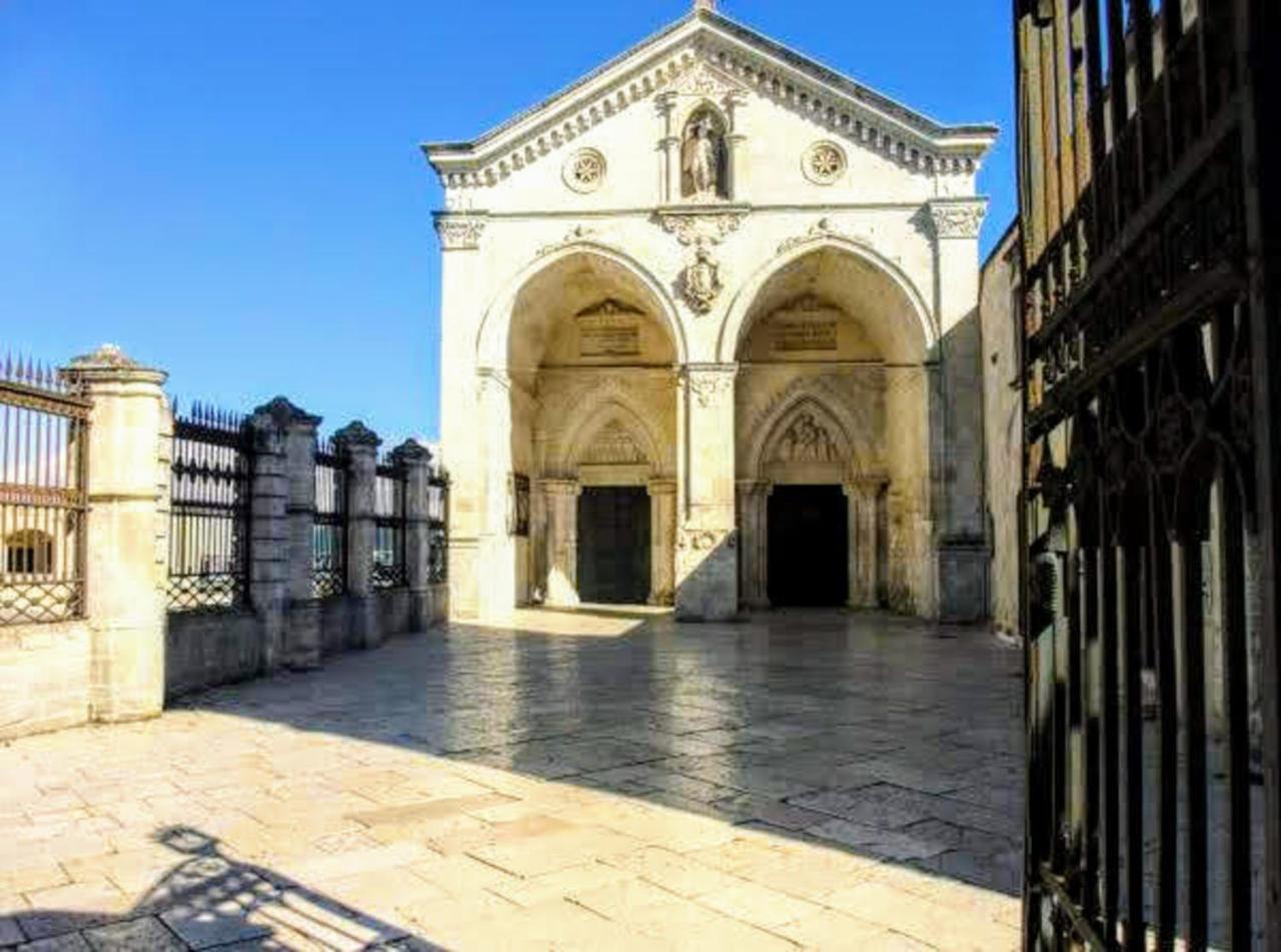 Suite Rotari - Affitti Brevi Italia Monte Sant'Angelo Exterior photo